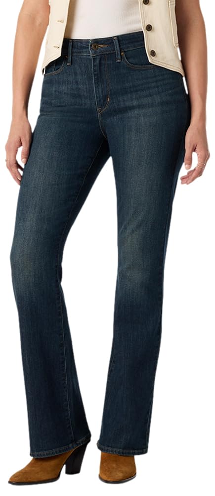 Levi Strauss Signature Gold Women's '03 Essentials Mid Rise Bootcut Jeans