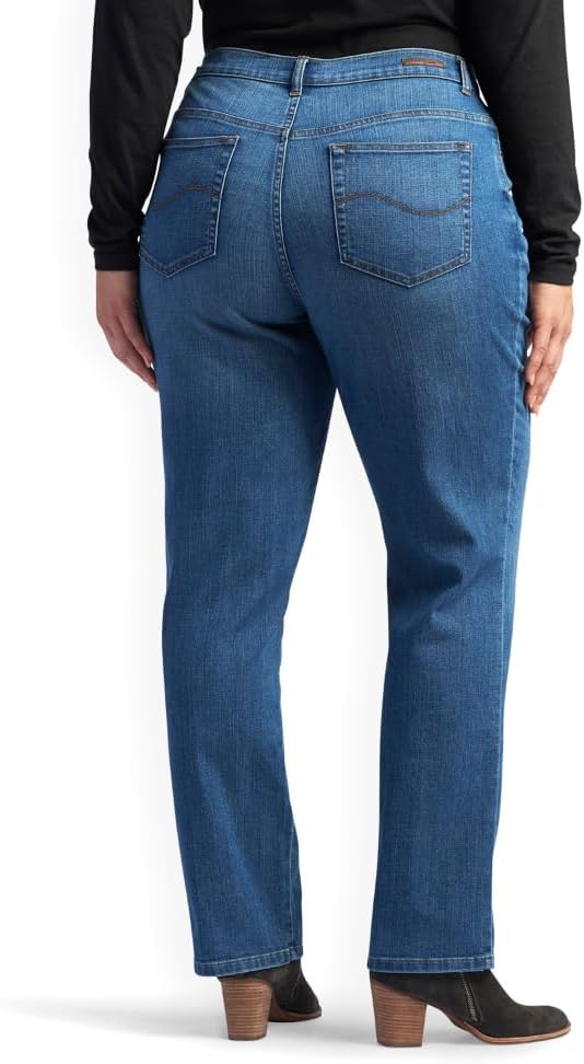 Lee Women's Plus Size Relaxed Fit Straight Leg Jean