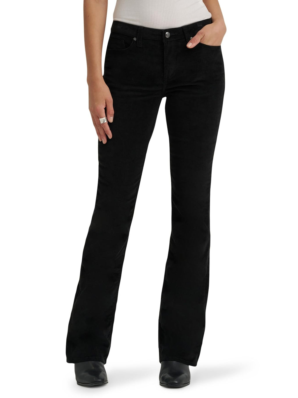 Lee Women's Legendary Mid Rise Bootcut Jean