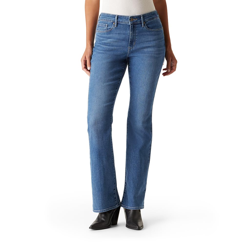 Levi Strauss Signature Gold Women's '03 Essentials Mid Rise Bootcut Jeans