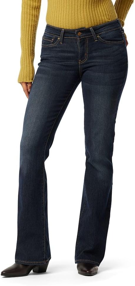 Levi Strauss Signature Gold Women's '03 Essentials Mid Rise Bootcut Jeans