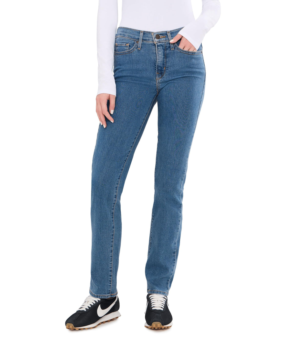 Levi's Women's 314 Shaping Straight Jeans (Also Available in Plus)