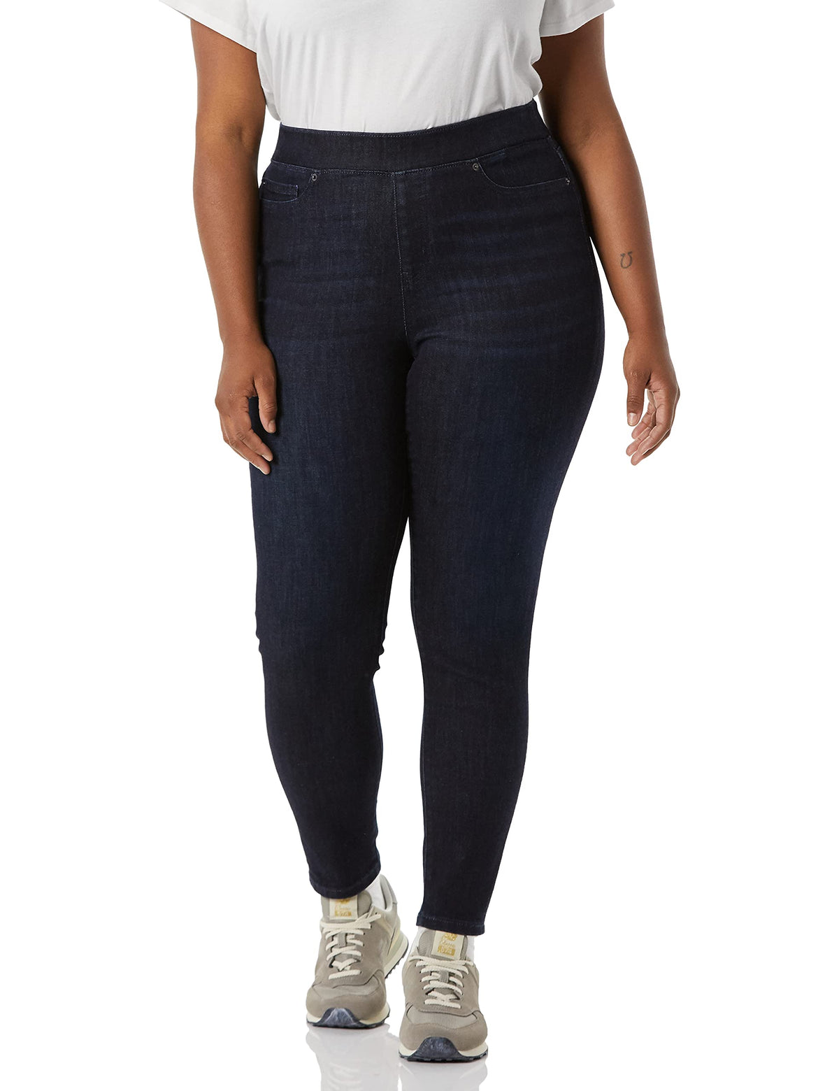 Amazon Essentials Women's Skinny Fit Mid-Rise Stretch Pull-On Jegging with Pockets