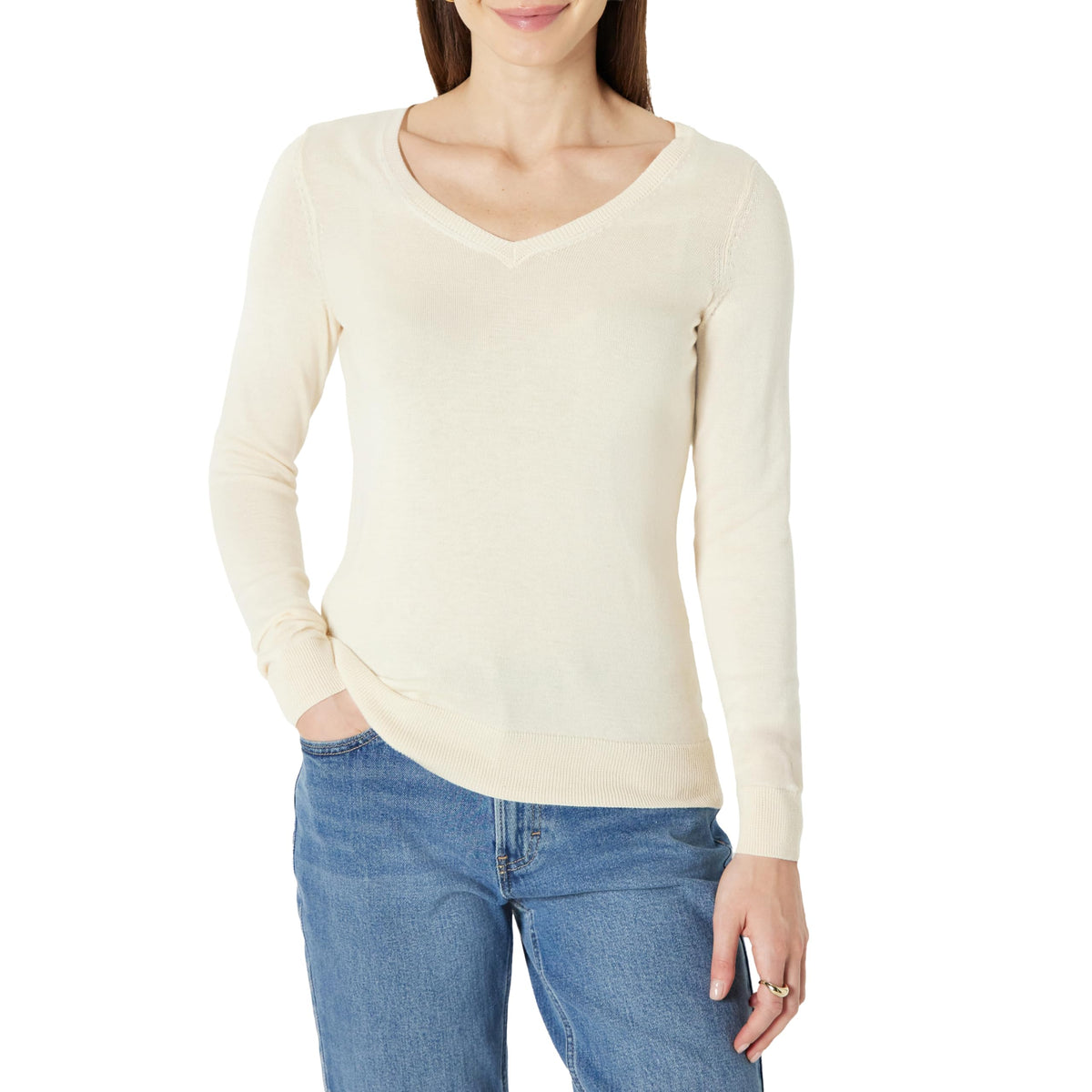 Amazon Essentials Women's Regular-Fit Lightweight Long-Sleeve V-Neck Sweater, Ribbed, Cozy Soft (Available in Plus Size)