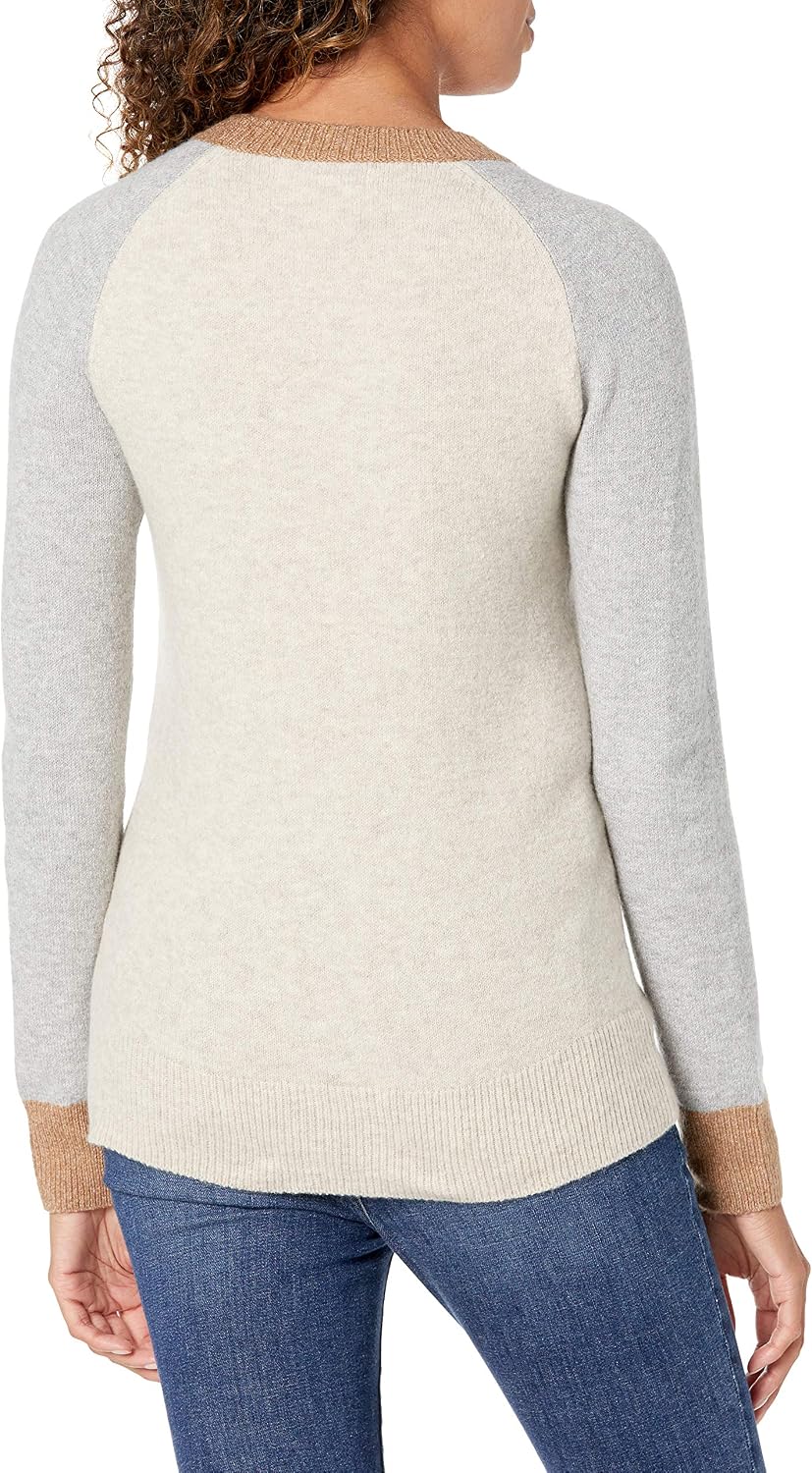 Amazon Essentials Women's Regular-Fit Soft Touch Crewneck Long-Sleeve Sweater